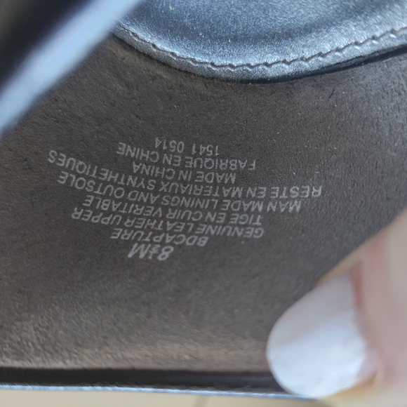 Bandolino leather classic black pumps - Picture 8 of 9